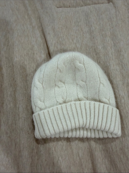Ralph Lauren Other - Ralph Lauren Cashmere Cream Cable Knit Beanie